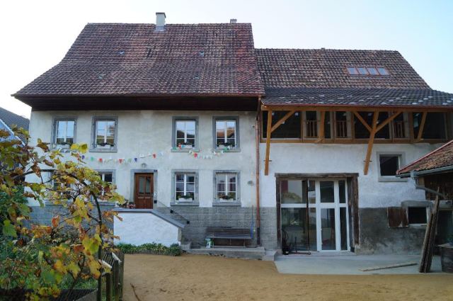 Renoviertes Bauernhaus an der Zuzgerstrasse in Buus mit Ökonomieteil